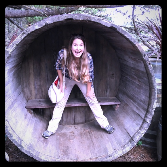 Meet your Posher, Kim - Picture 1 of 1